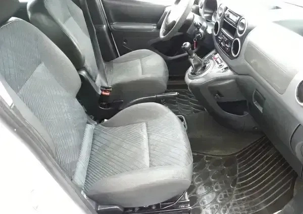 Peugeot Partner cena 14900 przebieg: 195200, rok produkcji 2010 z Andrychów małe 46